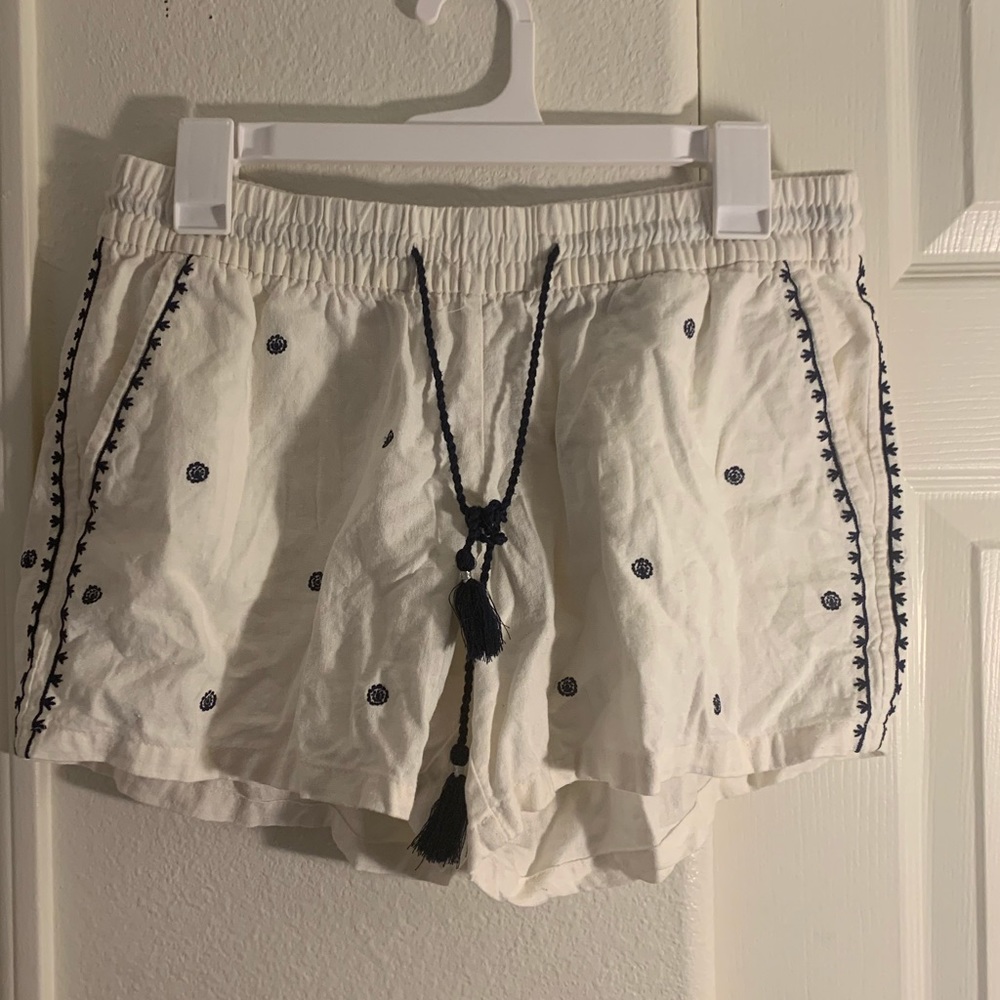 Old navy linen draw string shorts